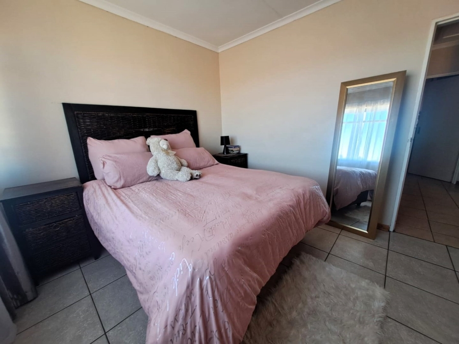 2 Bedroom Property for Sale in Pellissier Free State